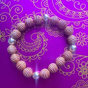 Wooden bead bracelet. Unisex. Stretchy.